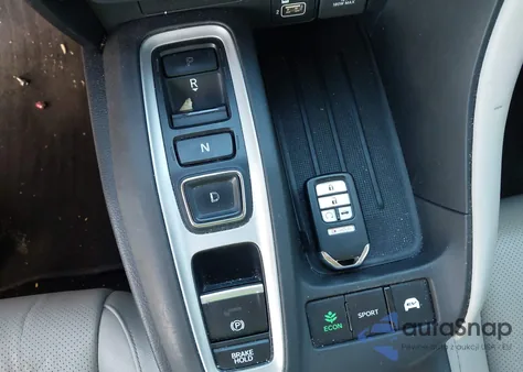 2019 Honda Insight Touring from USA, damaged, VIN 19XZE4F98KE020030